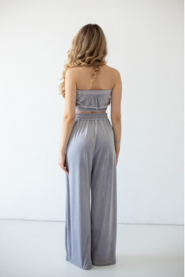 Костюм жіночий